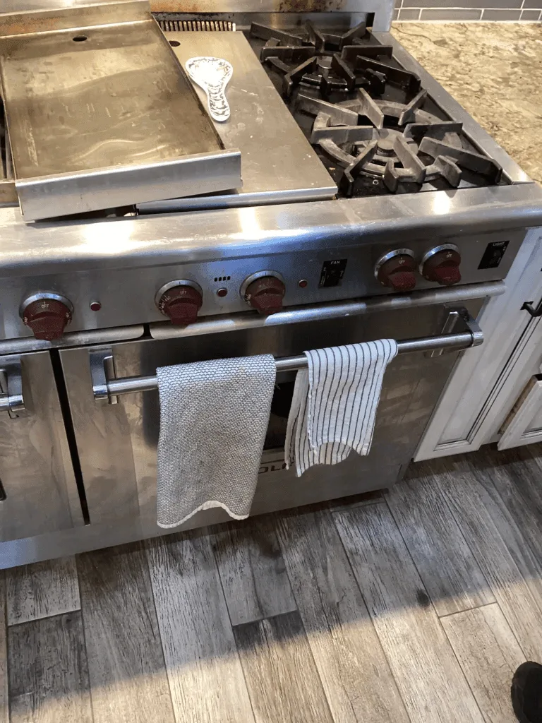 Gas stove with oven repair in Phoenix, AZ and Scottsdale.